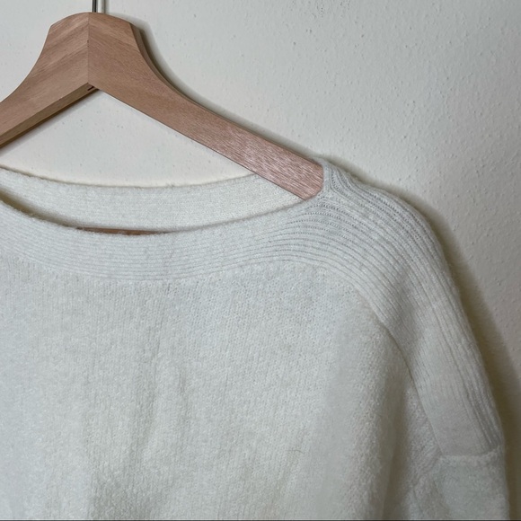 ANTHRO Naomi Slouchy Wool Blend Sweater size xs - Picture 4 of 7